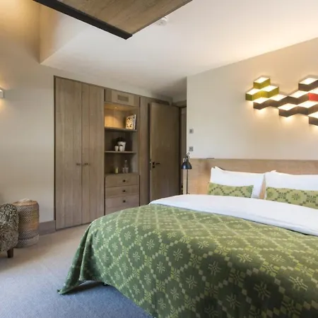 Cornile Apartmán *